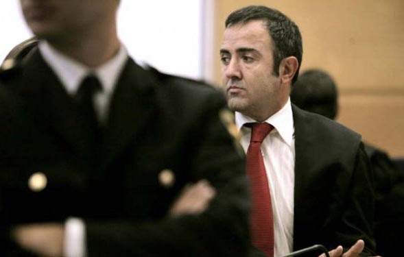 Endika Zulueta San Sebastián. Endika Zulueta San Sebastián.
