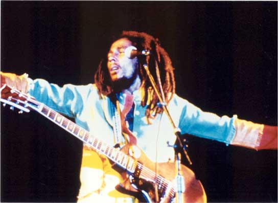 El músico jamaicano Bob Marley. El músico jamaicano Bob Marley.