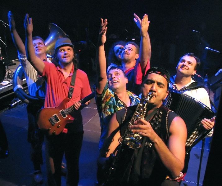 Emir Kusturica & The No Smoking Orchestra Emir Kusturica & The No Smoking Orchestra