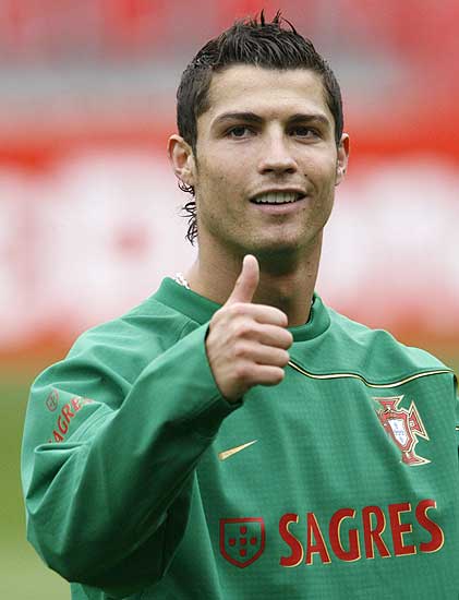 Cristiano Ronaldo Cristiano Ronaldo