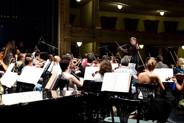 Orquesta sinfónica en concierto Orquesta sinfónica en concierto