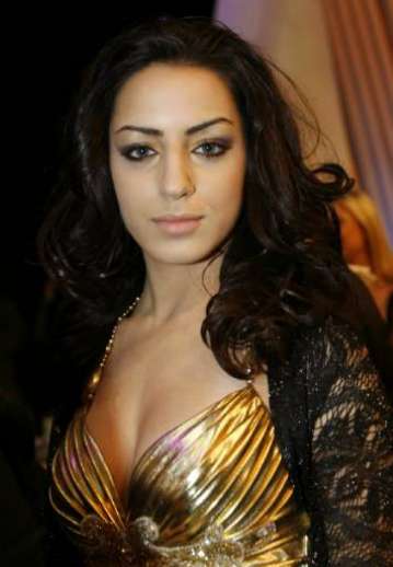 Angelina Fares Angelina Fares
