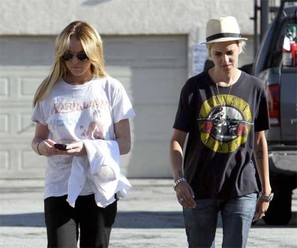 Lindsay Lohan y Samantha Ronson. Lindsay Lohan y Samantha Ronson.
