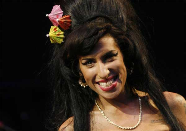 La cantante británica Amy Winehouse. La cantante británica Amy Winehouse.