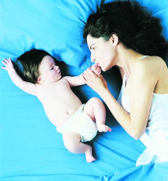 Una madre y su hijo, en una imagen de archivo. Una madre y su hijo, en una imagen de archivo.