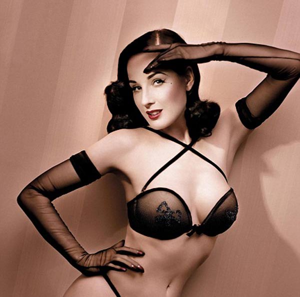 Dita von Teese para Wonderbra Dita von Teese para Wonderbra