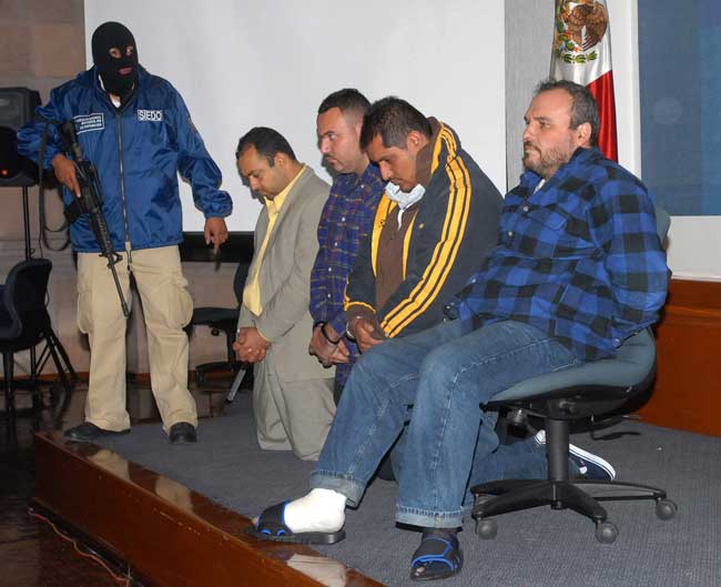 "Rey Zambada" "Rey Zambada"