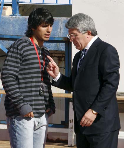 Sergio Agüero y Enrique Cerezo Sergio Agüero y Enrique Cerezo