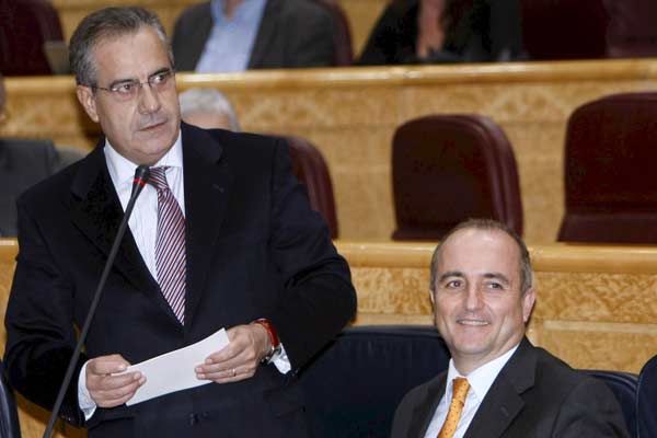 Miguel Sebastián en la sesión de control del Senado Miguel Sebastián en la sesión de control del Senado