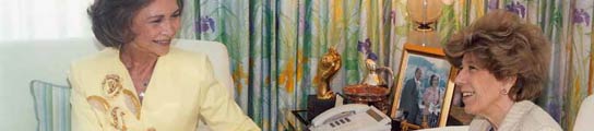 La Reina Sofía con Pilar Urbano