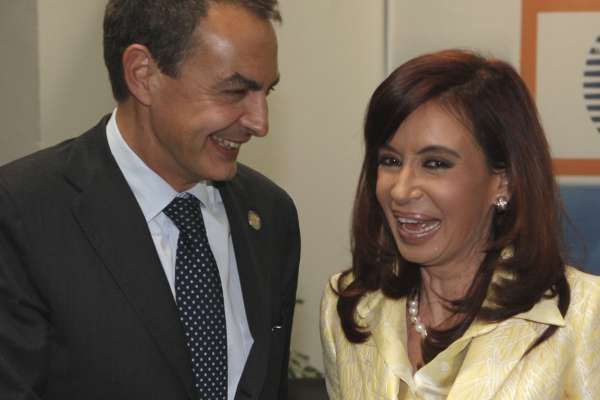 Zapatero y Kirschner. Zapatero y Kirschner.