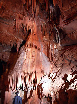 Se vende esta cueva. Se vende esta cueva.