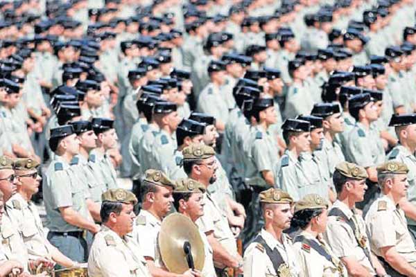 Nuevos agentes de la Guardia Civil. Nuevos agentes de la Guardia Civil.