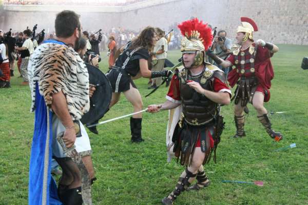 Recreación de una batalla romana Recreación de una batalla romana