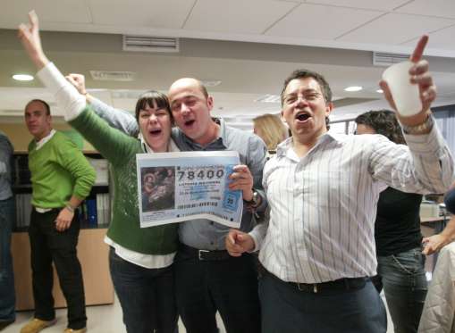 Ganadores del segundo premio de Navidad Ganadores del segundo premio de Navidad