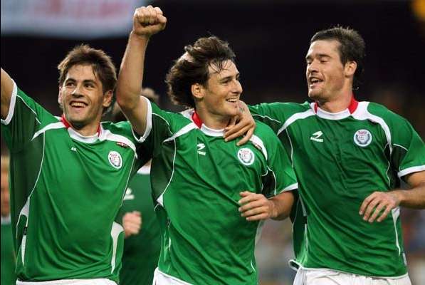 Uranga, Aduriz y Gabilondo, jugadores de la selección vasca de fútbol. Uranga, Aduriz y Gabilondo, jugadores de la selección vasca de fútbol.