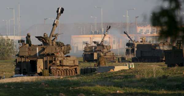 Tanques israelíes en Gaza Tanques israelíes en Gaza