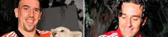 Ribery y Toni posan con un león en un zoo privado de Dubai Ribery y Toni posan con un león en un zoo privado de Dubai