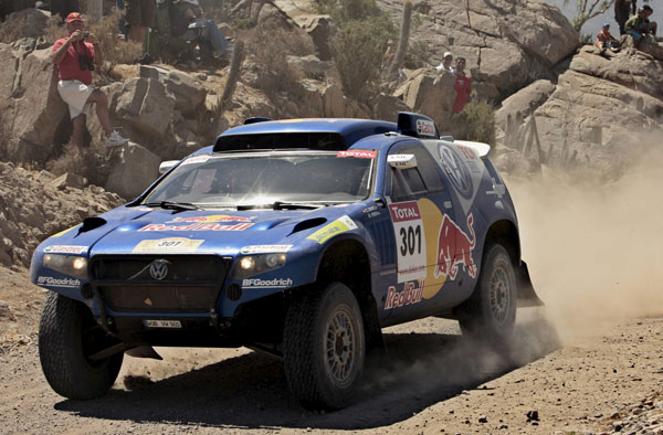 Carlos Sainz en su Volkswagen Carlos Sainz en su Volkswagen
