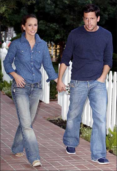 Jennifer Love Hewitt y Ross McCall Jennifer Love Hewitt y Ross McCall