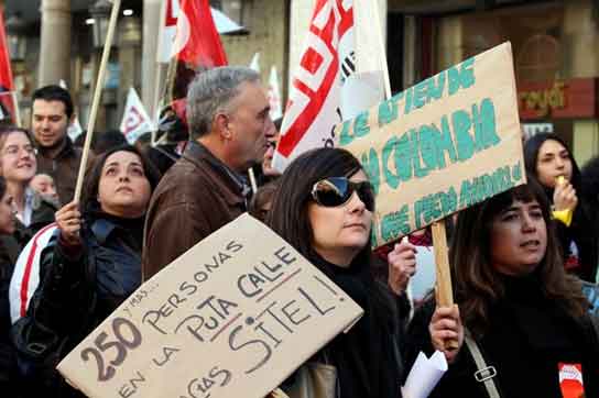 UGT denuncia ante los tribunales el cierre sin aviso de 