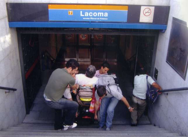 El mal mantenimiento le quita accesibilidad al metro. El mal mantenimiento le quita accesibilidad al metro.
