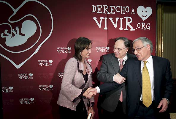 Declaración de intelectuales contra el aborto Declaración de intelectuales contra el aborto