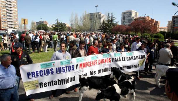 Protesta de ganaderos Protesta de ganaderos