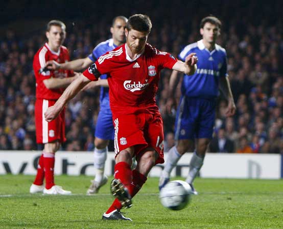 Xabi Alonso en el Chelsea - Liverpool Xabi Alonso en el Chelsea - Liverpool