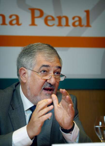 Cándido Conde Pumpido Cándido Conde Pumpido