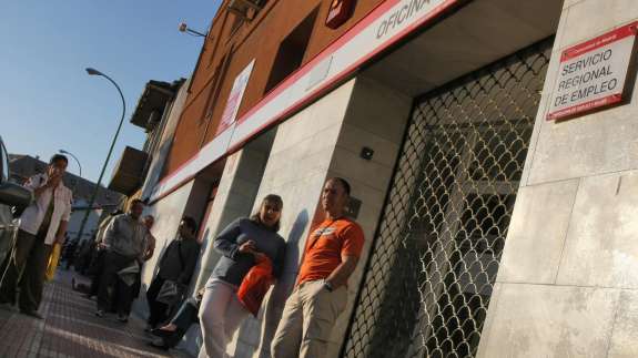 Vuelve a crecer el empleo Vuelve a crecer el empleo