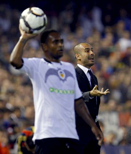 Guardiola, en la banda de Mestalla Guardiola, en la banda de Mestalla