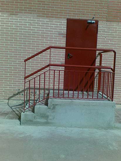 Colegio sin rampas Colegio sin rampas