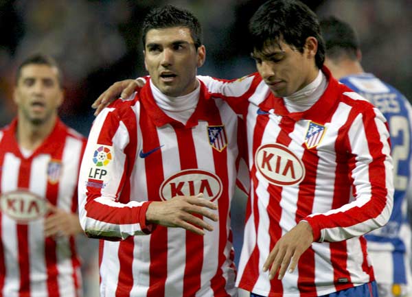 Reyes y Agüero Reyes y Agüero