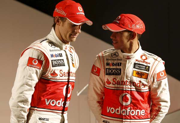 Lewis Hamilton y Jenson Button Lewis Hamilton y Jenson Button