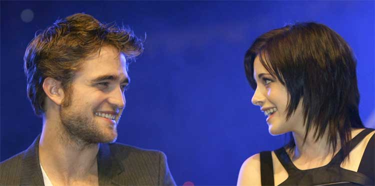 Robert Pattinson y Kristen Stewart Robert Pattinson y Kristen Stewart