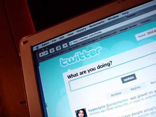 Twitter Twitter