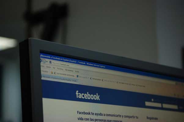 Facebook Facebook