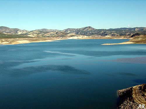 Pantano de Iznájar Pantano de Iznájar