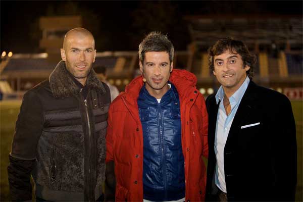 'Cracks' 'Cracks'