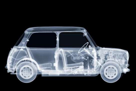 'Mini' (2009), de Nick Veasey. 'Mini' (2009), de Nick Veasey.