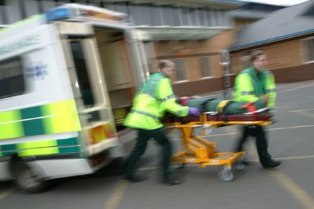 Las ambulancias llevarán música en los traslados Las ambulancias llevarán música en los traslados