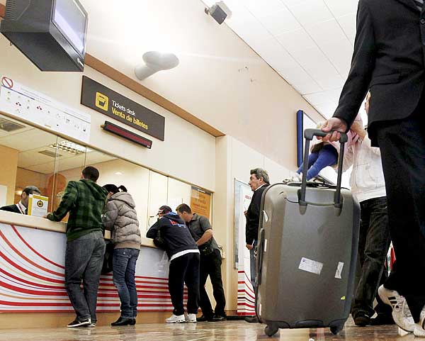 Aeropuerto de Pamplona Aeropuerto de Pamplona