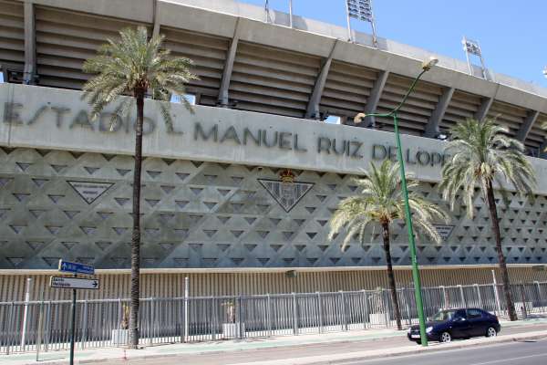 Estadio Manuel Ruiz de Lopera en Sevilla Estadio Manuel Ruiz de Lopera en Sevilla