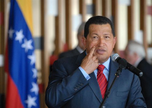 Chávez carga contra Cuatro y CNN + Chávez carga contra Cuatro y CNN +