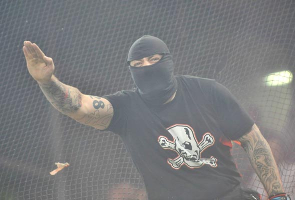 Aficionado serbio Aficionado serbio