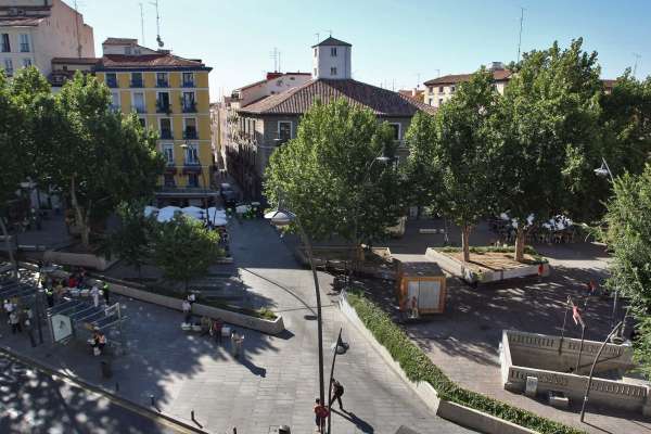 Plaza de Tirso de Molina Plaza de Tirso de Molina