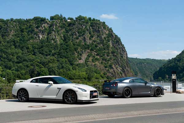 Nissan GT-R 2011 Nissan GT-R 2011