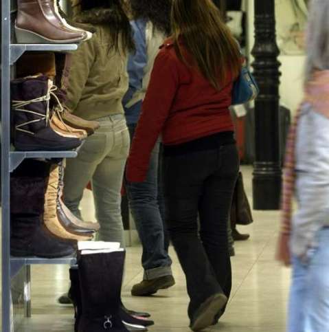 Gasto en ropa y calzado Gasto en ropa y calzado