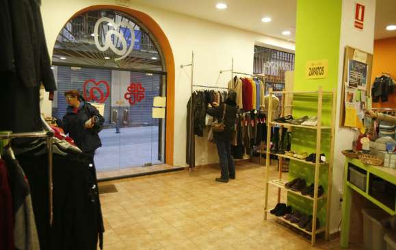 Tienda solidaria de Cáritas Tienda solidaria de Cáritas